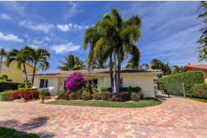 945 Isles Rd, Boynton Beach, FL 33435, Sold 12/01/15