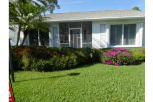 6136 Rainbow Cir, Greenacres, FL 33463, Sold 09/28/15