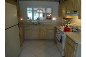6136 Rainbow Cir, Greenacres, FL 33463, Sold 09/28/15