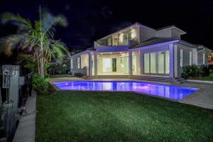 32 Spanish River Dr, Ocean Ridge, FL 33435, Sold 05/14/15