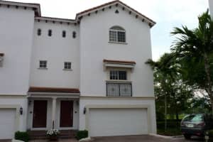 1950 Presidential Way, West Palm Beach, FL 33401, Sold 06/10/15