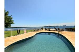 68 Yacht Club Dr, North Palm Beach, FL 33408, Sold 06/01/15