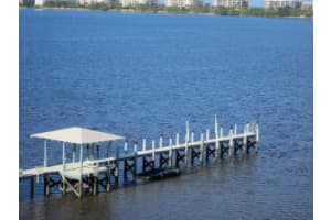 896 N Federal Hwy, Lantana, FL 33462, Sold 12/01/15