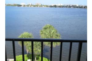 896 N Federal Hwy, Lantana, FL 33462, Sold 12/01/15