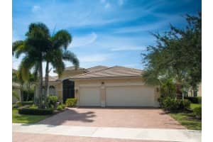 724 SW River Bend Cir, Stuart, FL 34997, Sold 05/05/16