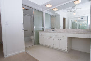 800 E Camino Real, Boca Raton, FL 33432, Sold 04/11/16