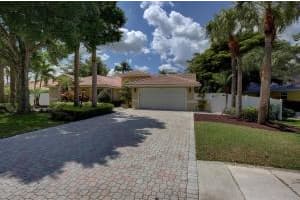2900 Hampton Cir E, Delray Beach, FL 33445, Sold 08/18/15