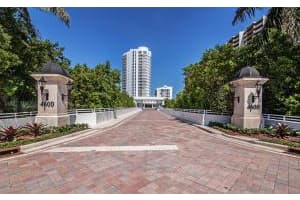 4600 N Ocean Dr, Riviera Beach, FL 33404, Sold 05/04/16