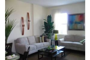 301 E Latitude Cir, Delray Beach, FL 33483, Sold 12/02/15