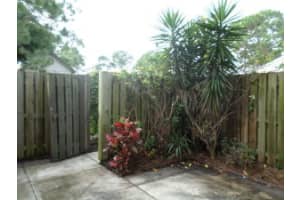 2817 Stoneway Ln, Fort Pierce, FL 34982, Sold 09/11/15