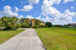 10505 Avenida Del Rio, Delray Beach, FL 33446, Sold 10/30/15