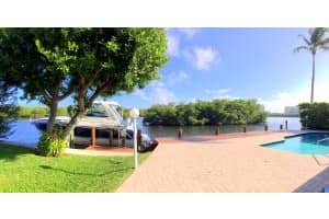 6 Inlet Cay Dr, Boynton Beach, FL 33435, Sold 05/11/16