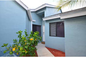 3923 Island Club Cir E, Lake Worth, FL 33462, Sold 07/17/15