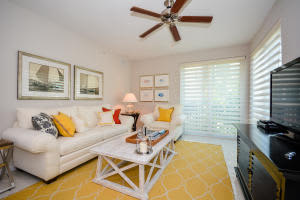 235 NE 1st St, Delray Beach, FL 33444, Sold 09/02/15