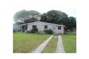 2463 2nd St SW, Vero Beach, FL 32962, Sold 07/27/15