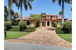 506 N Atlantic Dr, Lantana, FL 33462, Sold 01/11/16