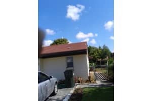 5091 NW 6th St, Delray Beach, FL 33445, Sold 12/14/15