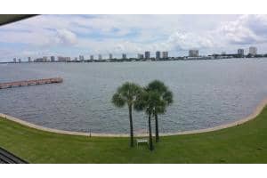 2936 Lake Shore Dr, Riviera Beach, FL 33404, Sold 10/09/15