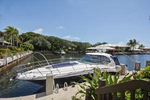 5286 Boca Marina Cir S, Boca Raton, FL 33487, Sold 09/08/15