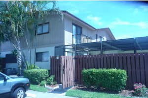 4222 Landar Dr N, Lake Worth, FL 33463, Sold 09/01/15