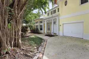 890 Periwinkle St, Boca Raton, FL 33486, Sold 08/25/17
