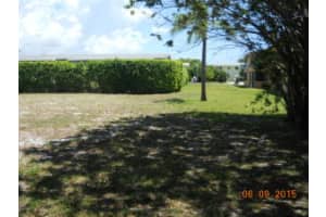 415 Circle Dr S, Boynton Beach, FL 33435, Sold 01/06/16