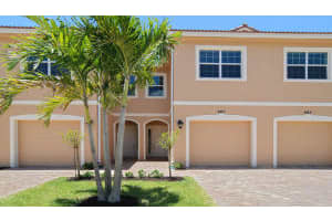 667 SW Glen Crest Way, Stuart, FL 34997, Sold 12/22/15