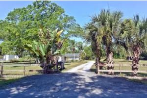883 W Rambling Dr, Wellington, FL 33414, Sold 08/31/16