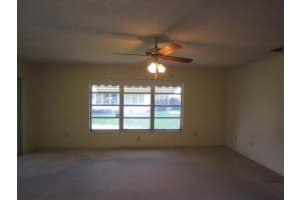 7208 E Oakridge Cir, Lantana, FL 33462, Sold 10/02/15