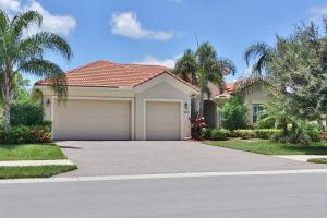 3220 NW Crystal Lake Dr, Jensen Beach, FL 34957, Sold 08/28/15