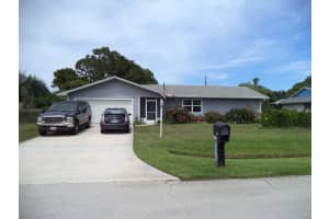 617 NE Horizon Ln, Port St. Lucie, FL 34983, Sold 09/18/15