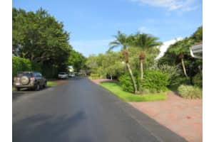6221 Old Court Rd, Boca Raton, FL 33433, Sold 11/16/15