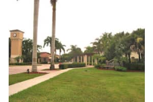9135 Nugent Trail, Royal Palm Beach, FL 33411, Sold 02/09/16