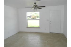 2614 2nd St SW, Vero Beach, FL 32962, Sold 10/23/15