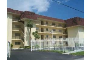 410 Wilma Cir, Riviera Beach, FL 33404, Sold 09/25/15