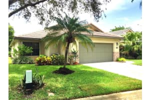 4635 Sherwood Forest Dr, Delray Beach, FL 33445, Sold 09/28/15