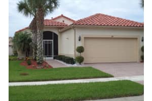 386 NW Breezy Point Loop, Port St. Lucie, FL 34986, Sold 09/04/15