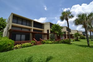 2175 S Ocean Blvd TH2, Delray Beach, FL 33483, Sold 03/31/17