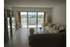 2600 N Flagler Dr, West Palm Beach, FL 33407, Sold 09/11/15