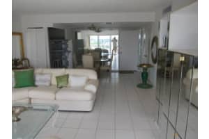 2600 N Flagler Dr, West Palm Beach, FL 33407, Sold 09/11/15