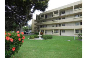 555 Banyan Tree Ln, Delray Beach, FL 33483, Sold 11/02/15