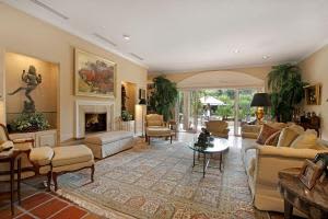 62 Country Rd S, Boynton Beach, FL 33436, Sold 01/12/17