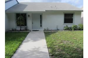 3174 Foxridge Ct, Palm Springs, FL 33461, Sold 09/29/15