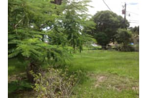 2220 N 43rd St, Fort Pierce, FL 34946, Sold 06/20/16