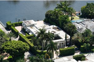 608 Island Dr, Palm Beach, FL 33480, Sold 02/12/16