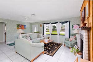 4369 Brandon Dr, Delray Beach, FL 33445, Sold 07/08/16