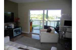 230 N Federal Hwy, Deerfield Beach, FL 33441, Sold 01/22/16