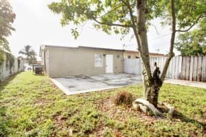 4110 Nw 39, Lauderdale Lakes