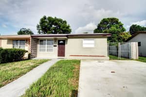 4110 NW 39th Ave, Fort Lauderdale, FL 33309, - MLS#R10164775