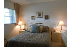 2420 S Federal Hwy, Boynton Beach, FL 33435, Sold 08/31/16